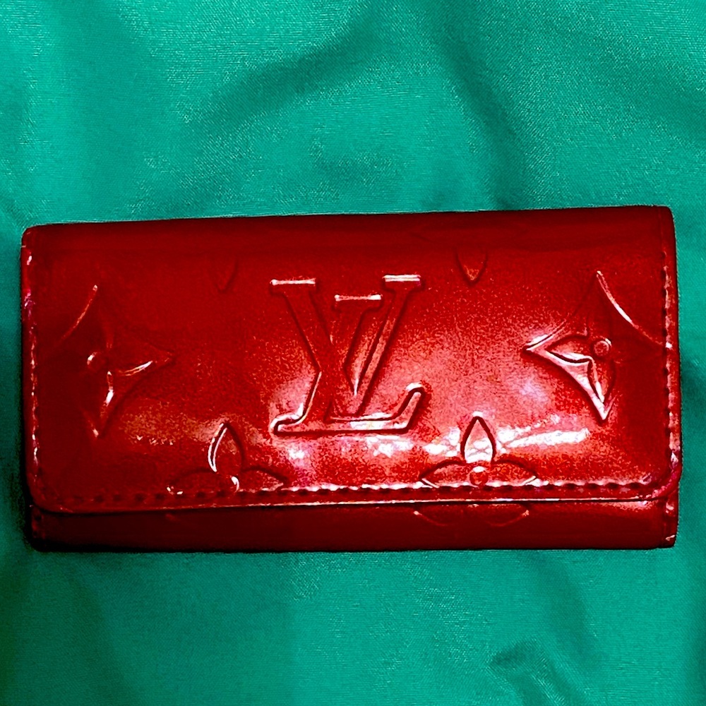 Louis Vuitton key holder